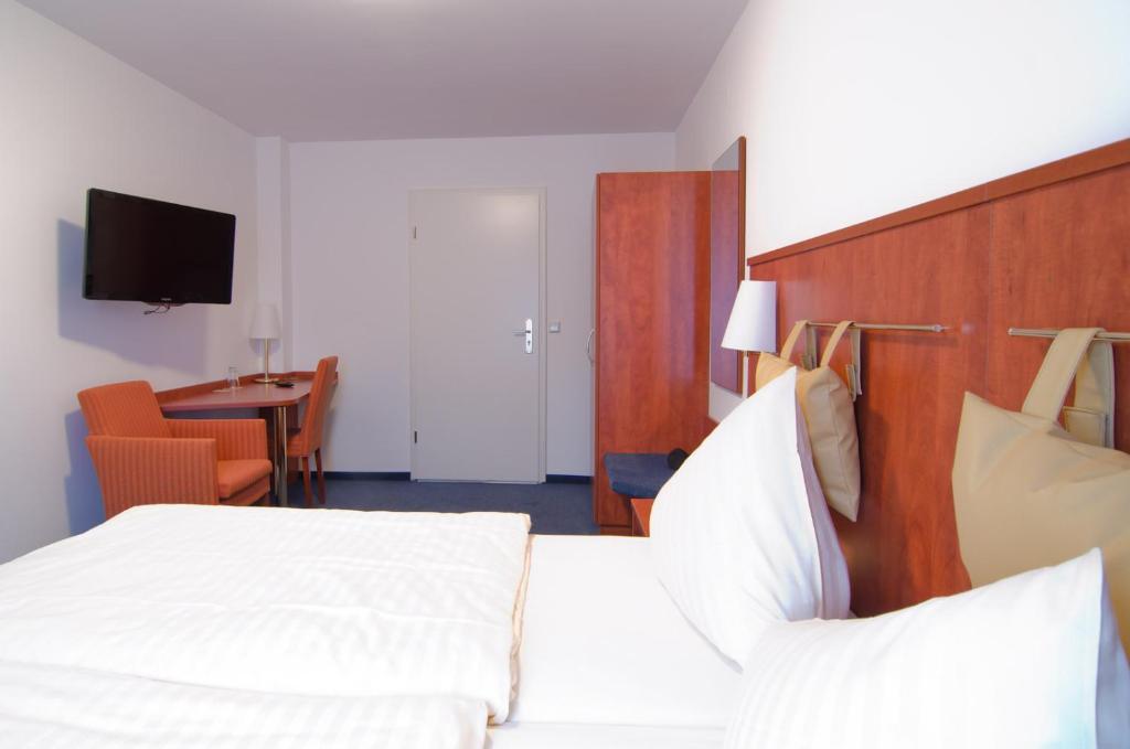 Hotel -Restaurant Taormina Birkenfeld  Εξωτερικό φωτογραφία